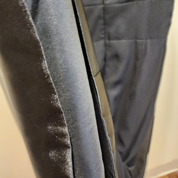 Women's Black Floor Length Gown Evening Formal Dress Fits M - Picture 8 of 11